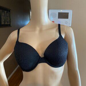 Pink VS Black Lace Wear Everywhere T-Shirt Lightly Lined Bra Size 36C